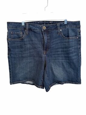 Seven7 Dark Blue Denim Shorts with Contrast Stitching. Size 14